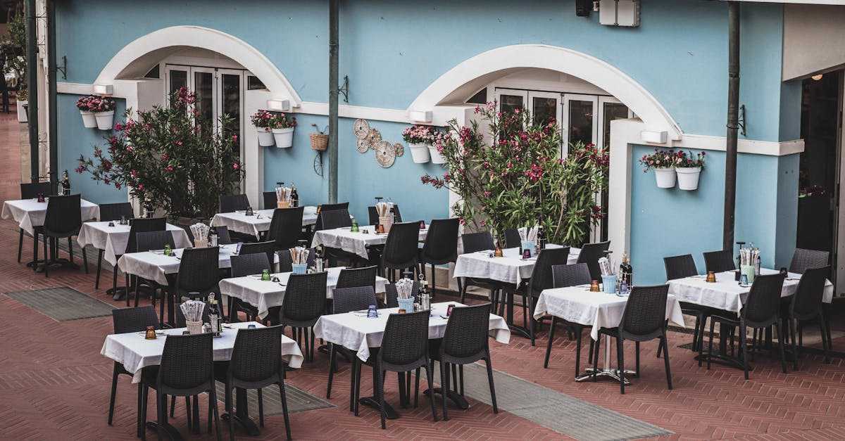 découvrez notre restaurant, un lieu convivial où vous pourrez déguster des plats savoureux préparés avec des ingrédients frais et locaux. offrez-vous une expérience culinaire inoubliable dans une ambiance chaleureuse.